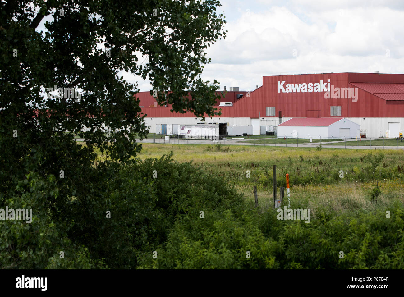 Ein logo Zeichen außerhalb des Kawasaki Bahn Auto Produktionsstätte in Lincoln, Nebraska am 1. Juli 2018. Stockfoto
