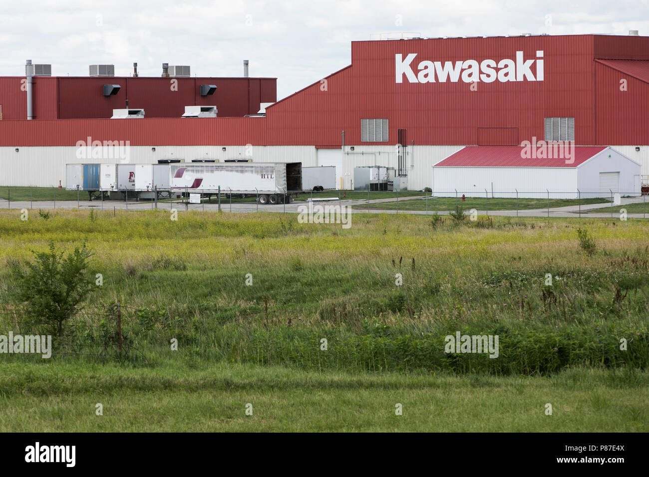 Ein logo Zeichen außerhalb des Kawasaki Bahn Auto Produktionsstätte in Lincoln, Nebraska am 1. Juli 2018. Stockfoto