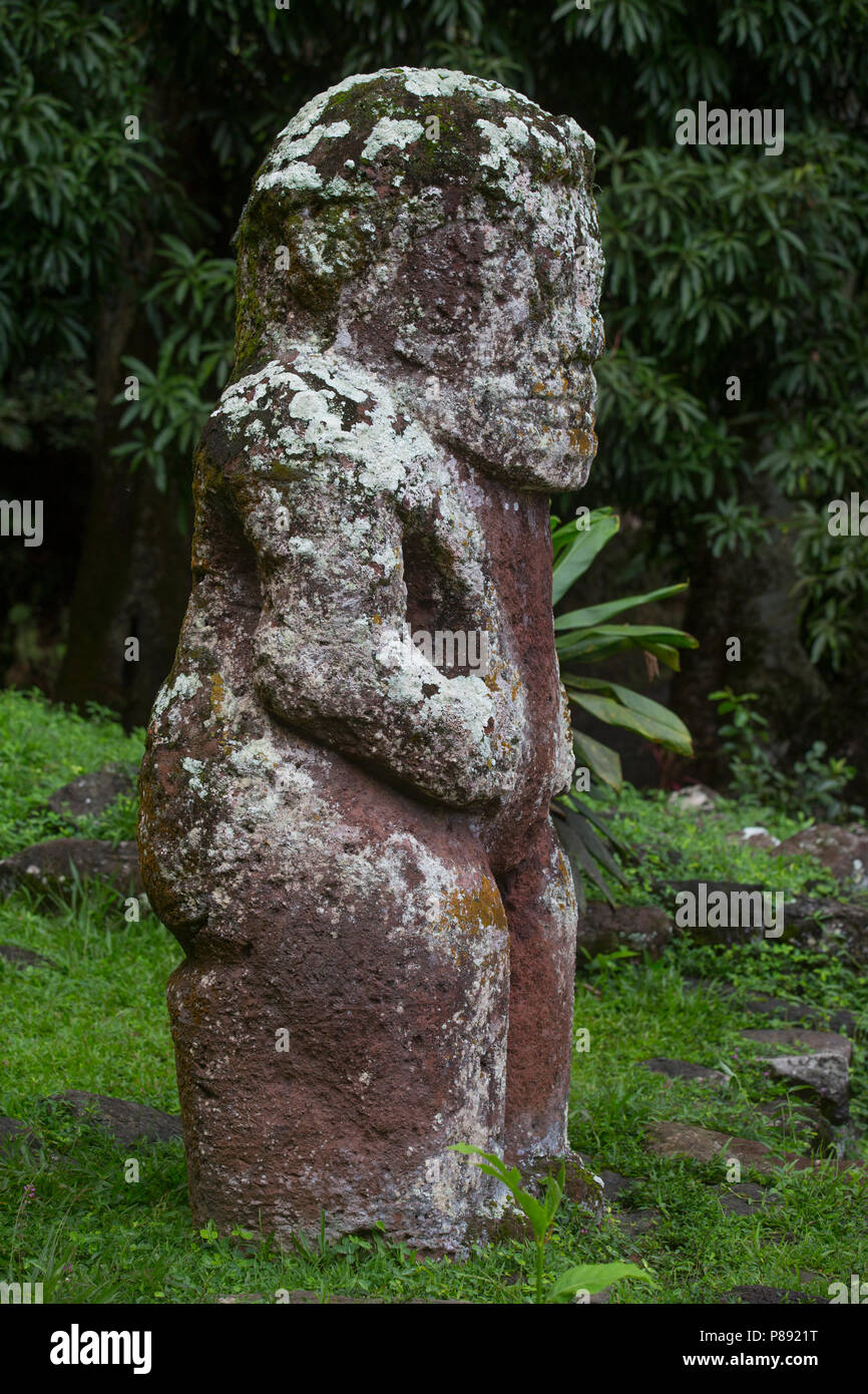 Tiki Statue, Hiva Oa, Marquesas Inseln Stockfoto