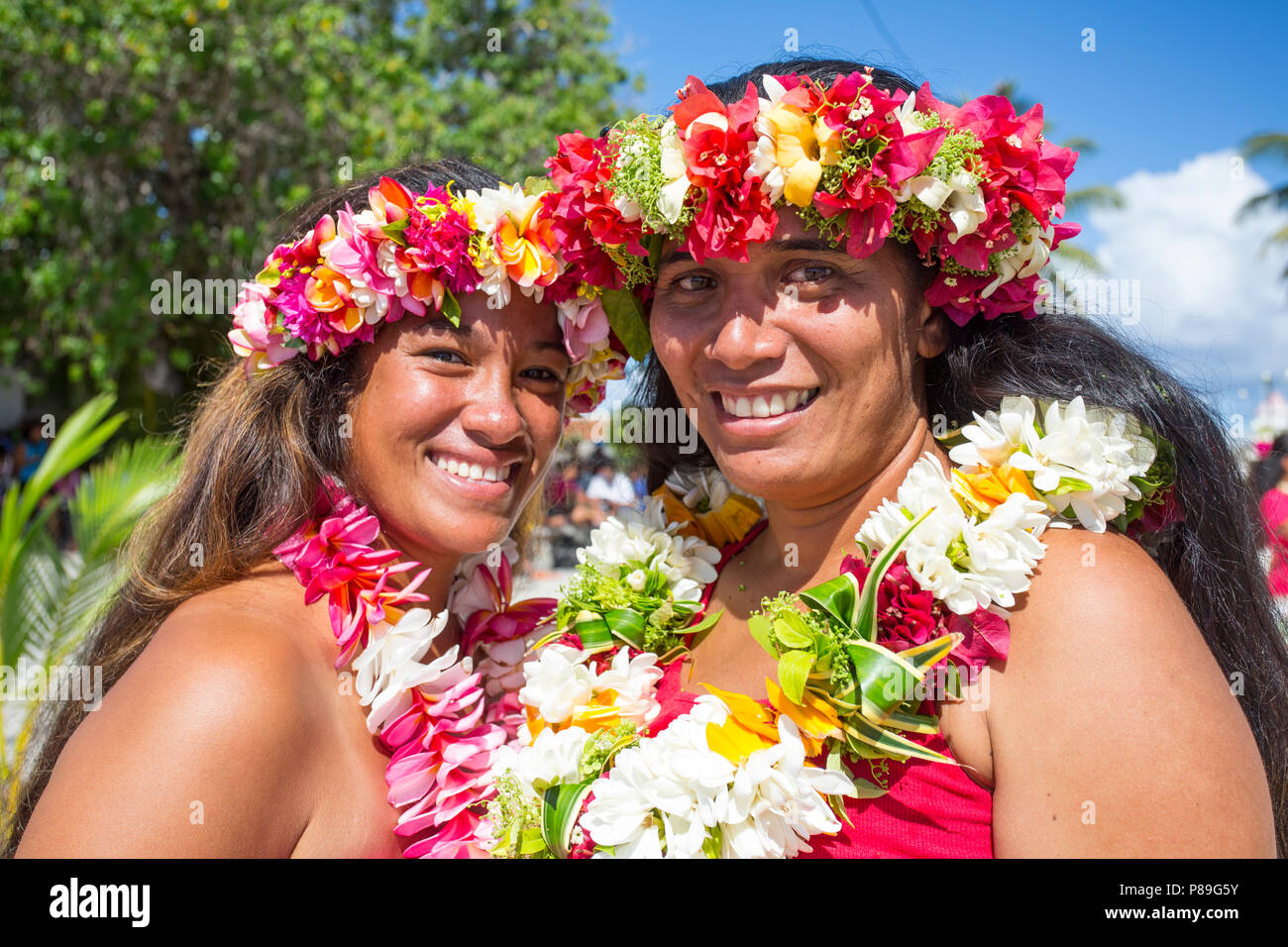 Polynesische Frauen von manihi Atoll Stockfoto