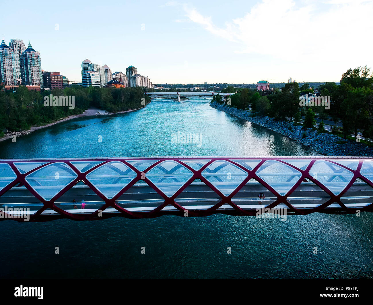 Peace Bridge Blick auf den Fluss Stockfoto