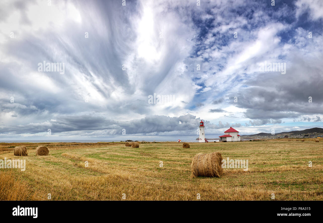 Der Anse a La Cabane, oder Millerand Leuchtturm von Havre Aubert, in Iles de la Madeleine, oder der Magdalen Islands, Kanada. Dies ist die höchste und Ältesten Stockfoto