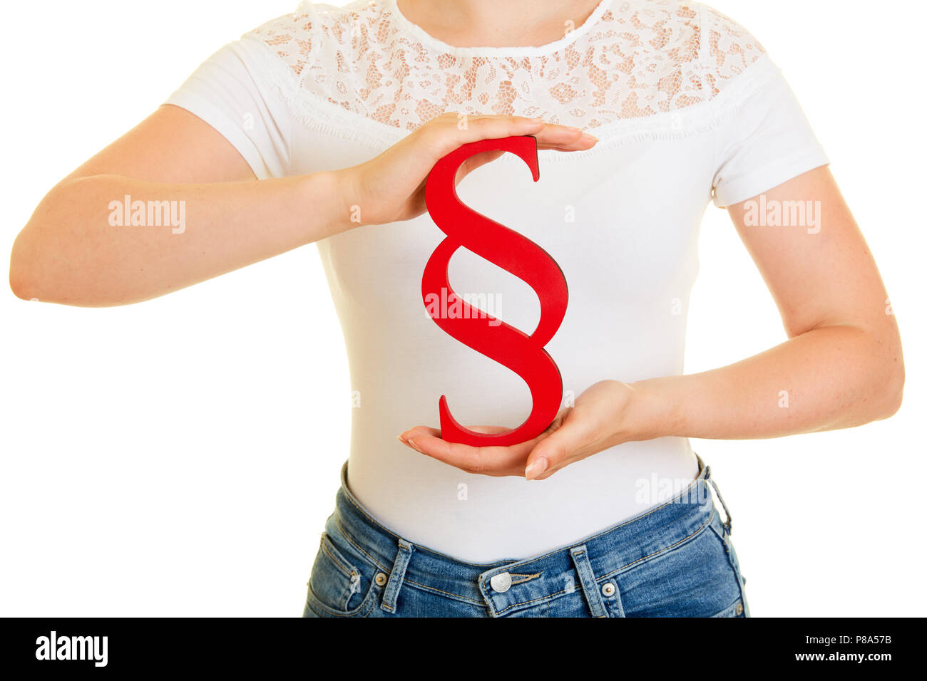 Zwei weibliche Hände halten eine rote Absatz als eine Gerechtigkeit Konzept Stockfoto