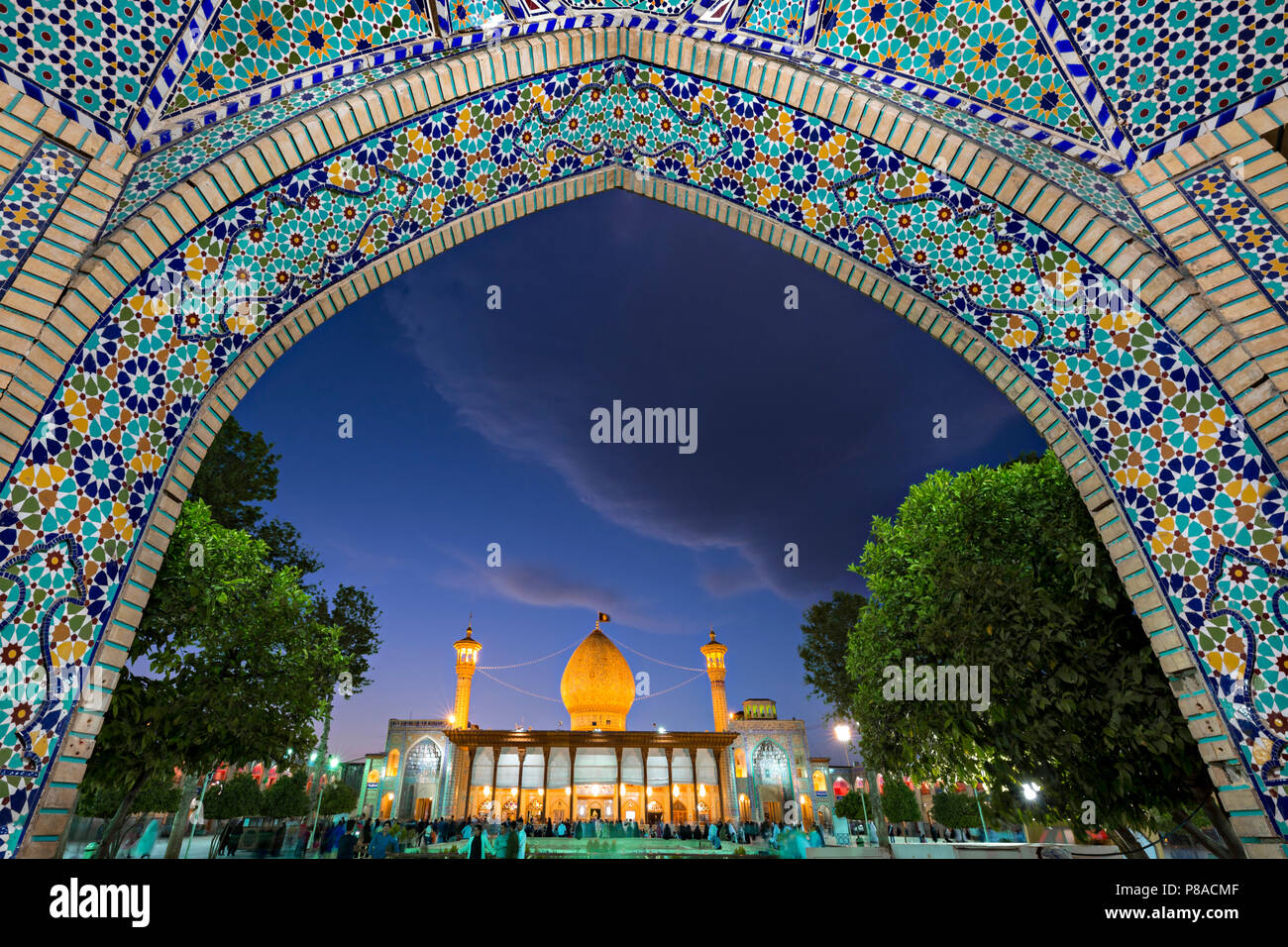 Heiligen Schrein von Shah Cheragh, eine wichtige muslimische religiöse Stätte, in Schiraz, Iran Stockfoto