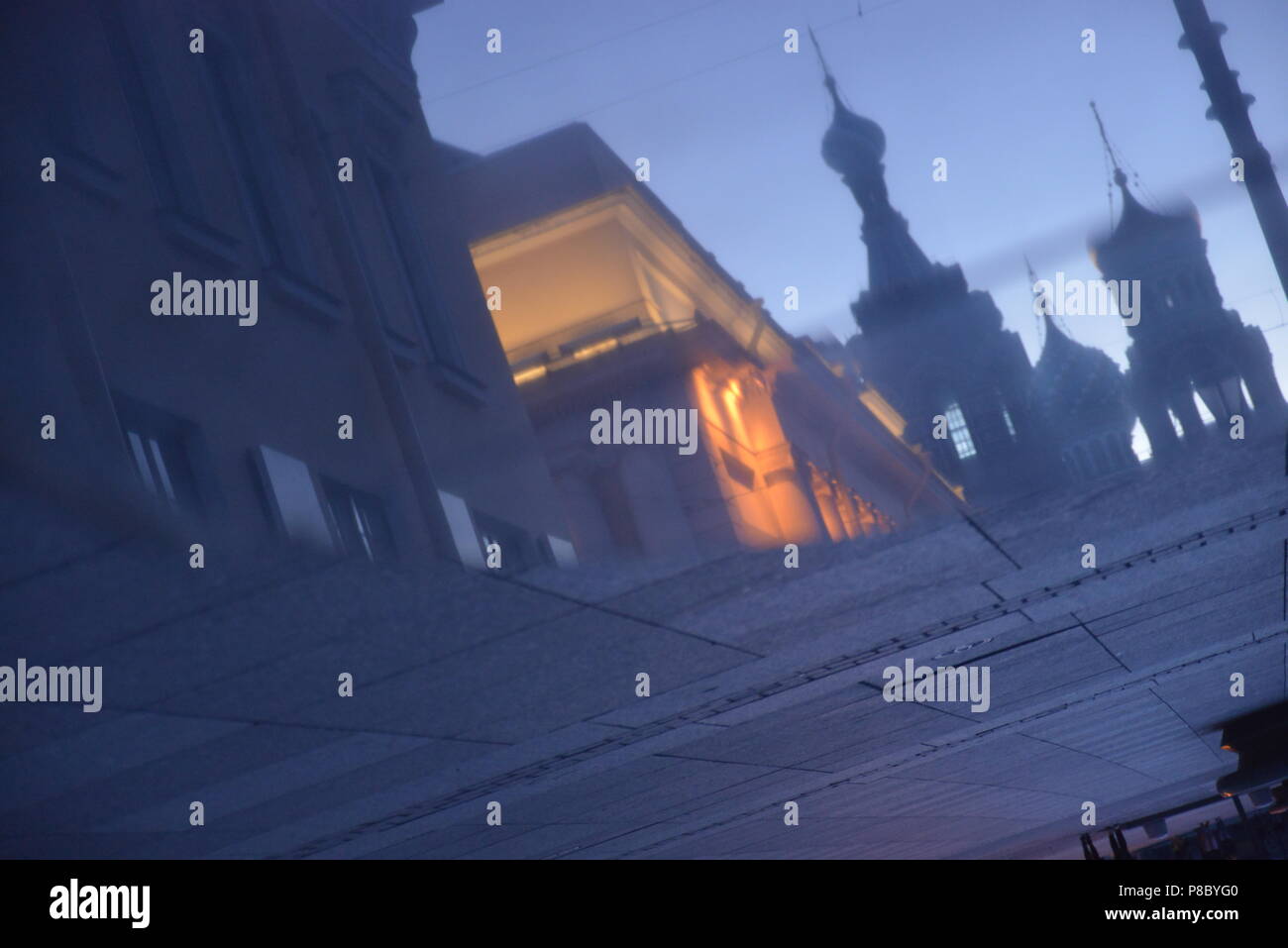 Die Stadt Sankt Petersburg in Russland, während der weißen Nächte Stockfoto