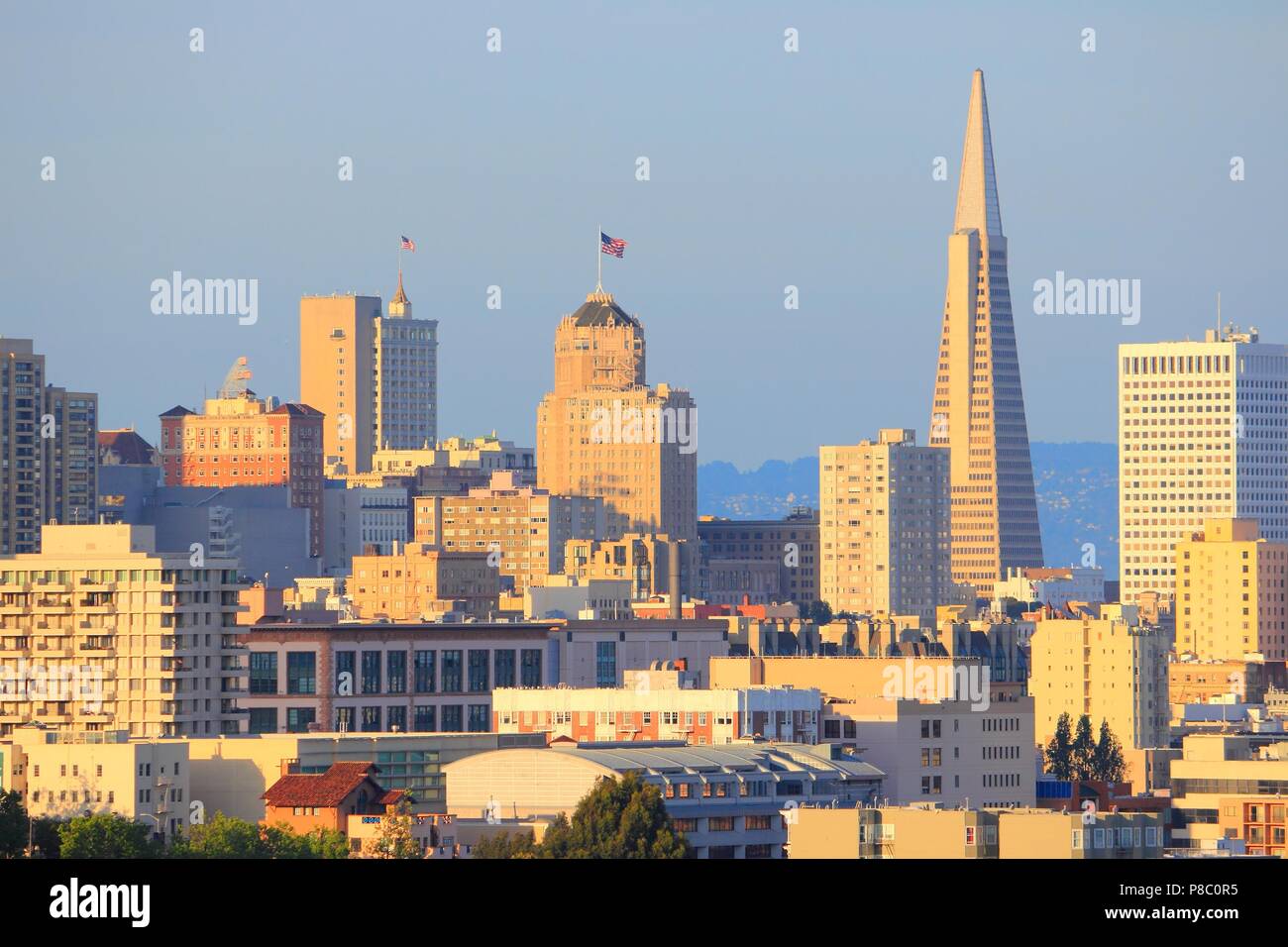 San Francisco, Kalifornien, USA - City Skyline im Sonnenuntergang. Stockfoto