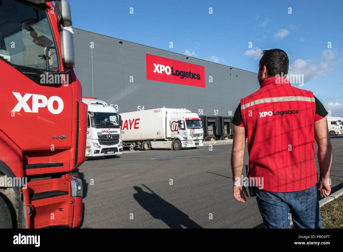 XPO LOGISTIK UNTERNEHMEN, TRANSPORT UND LOGISTIK Stockfoto