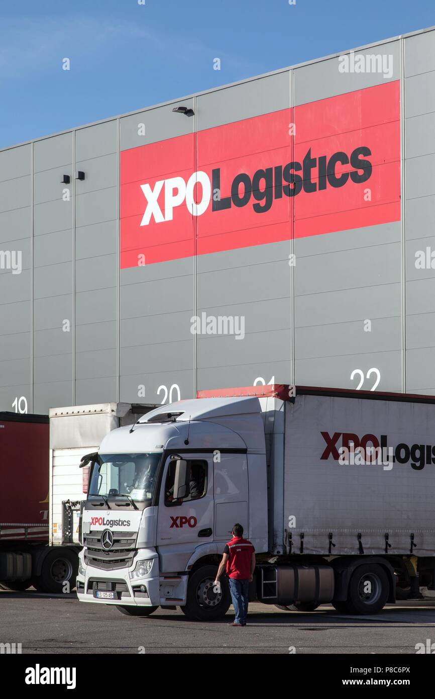 XPO LOGISTIK UNTERNEHMEN, TRANSPORT UND LOGISTIK Stockfoto