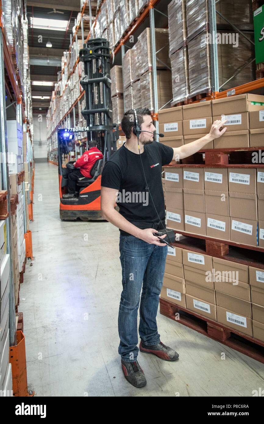 XPO LOGISTIK UNTERNEHMEN, TRANSPORT UND LOGISTIK Stockfoto