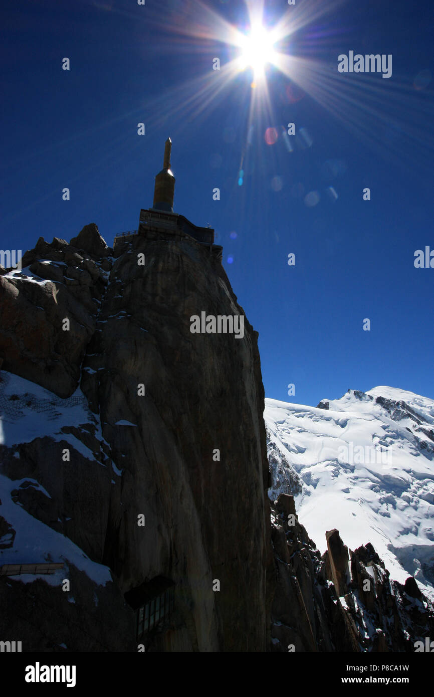 Die Beobachtung komplexer auf der Oberseite des Aiguille-du-Midi in das Mont Blanc Massiv in Frankreich Stockfoto