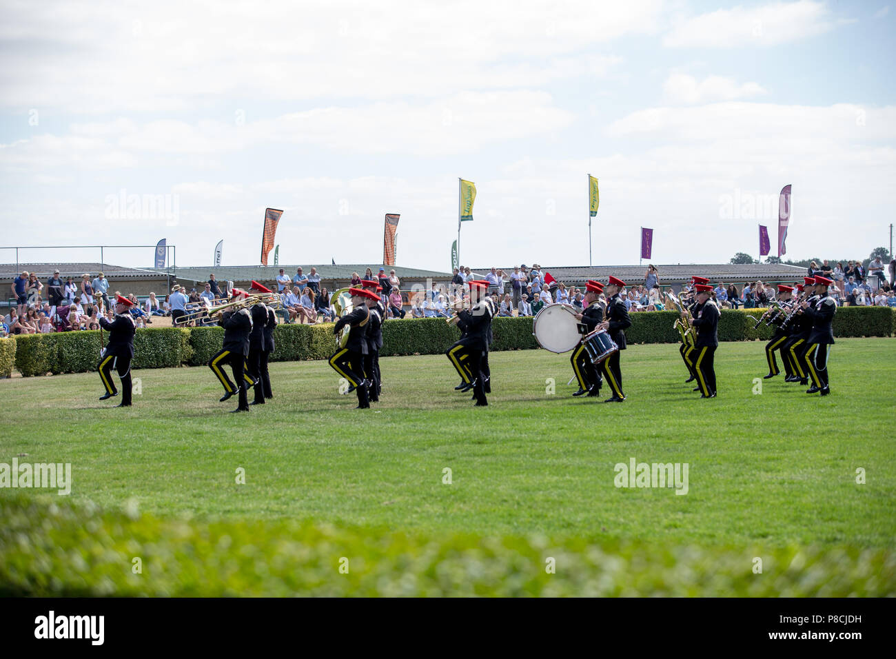 Harrogate, Großbritannien. 10. Juli 2018. Die Teilnehmer während des Großen Yorkshire Tag zeigen 2018 gesehen. Die großen YORKSHIRE zeigen Juli, 2018 Die Große Yorkshire Show ist eine legendäre dreitägige Veranstaltung und eine der größten landwirtschaftlichen Veranstaltungen in der englischen Kalender. Jedes Jahr werden mehr als 130.000 Besucher und über 8.500 Tiere laufen auf der großen Yorkshire Showground in Harrogate zu konkurrieren, Kontakte knüpfen und Feiern. Credit: Rahman Hassani/Alamy leben Nachrichten Stockfoto