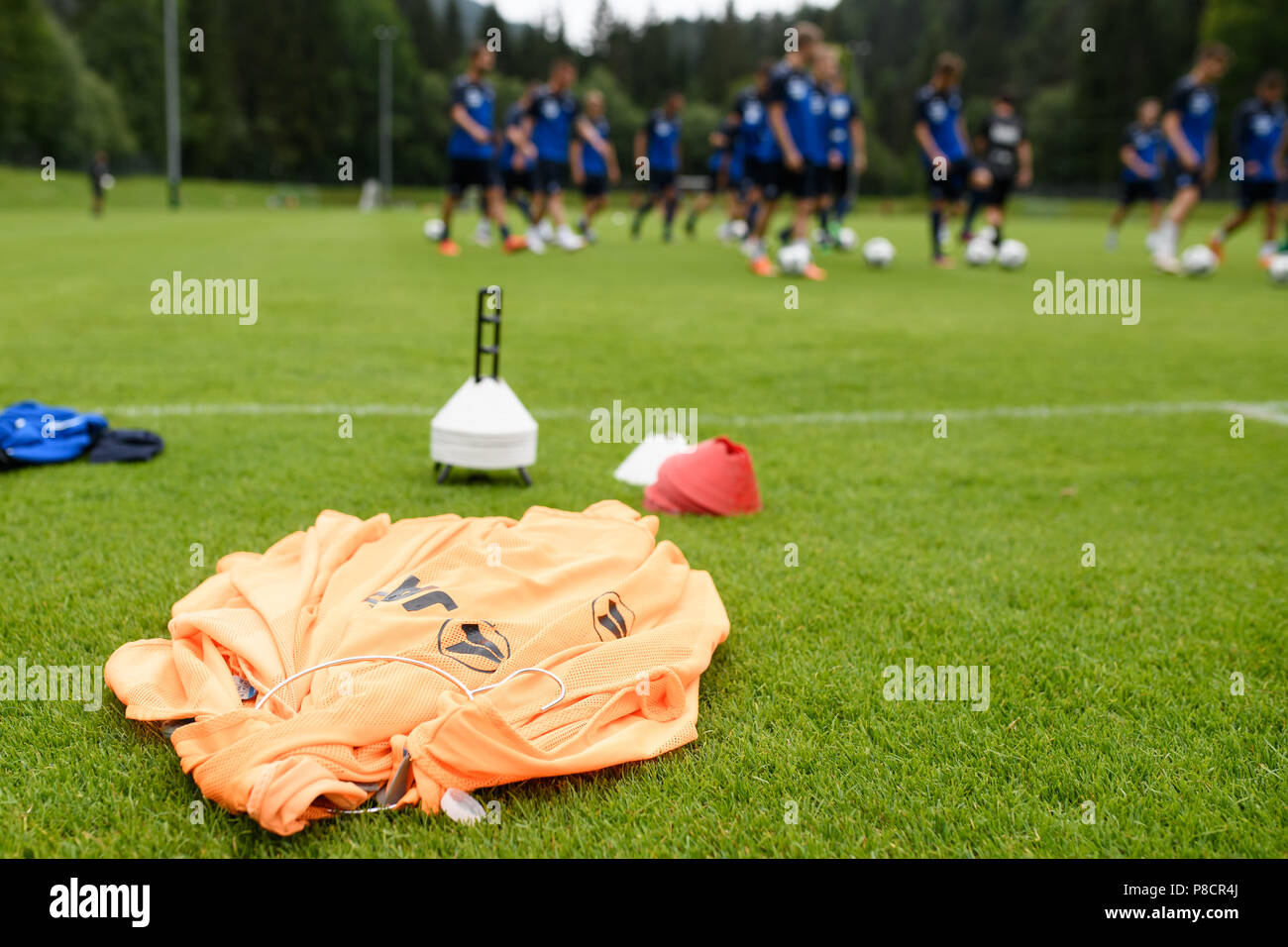 Funktion Jako. GES/Fußball/3. Liga: Karlsruher SC - Trainingslager in Waidring, Tirol, Österreich Saison 2018/19, 10.07.2018 - | Verwendung weltweit Stockfoto