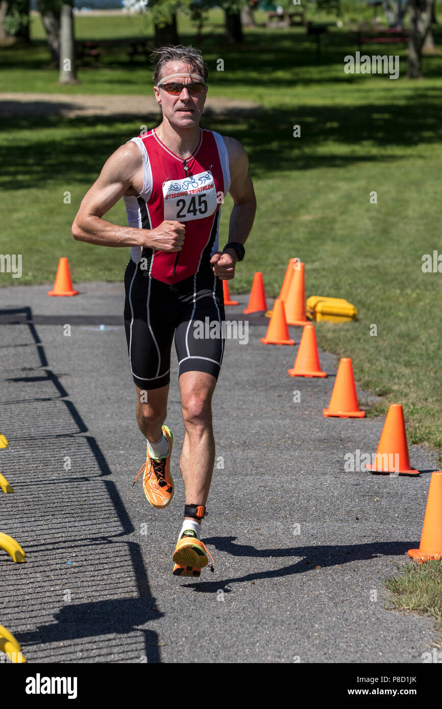 David Nadel competiting im Segment im Jahr 2018 Stissing Triathlon Stockfoto