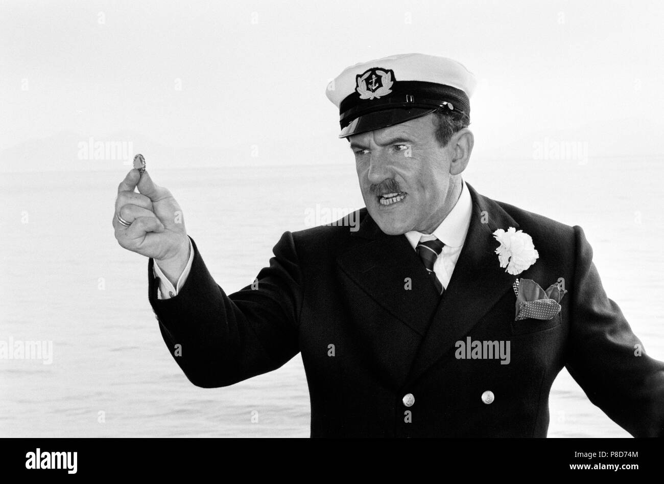 Das Böse unter der Sonne (1982) Colin Blakely, Datum: 1964 Stockfoto