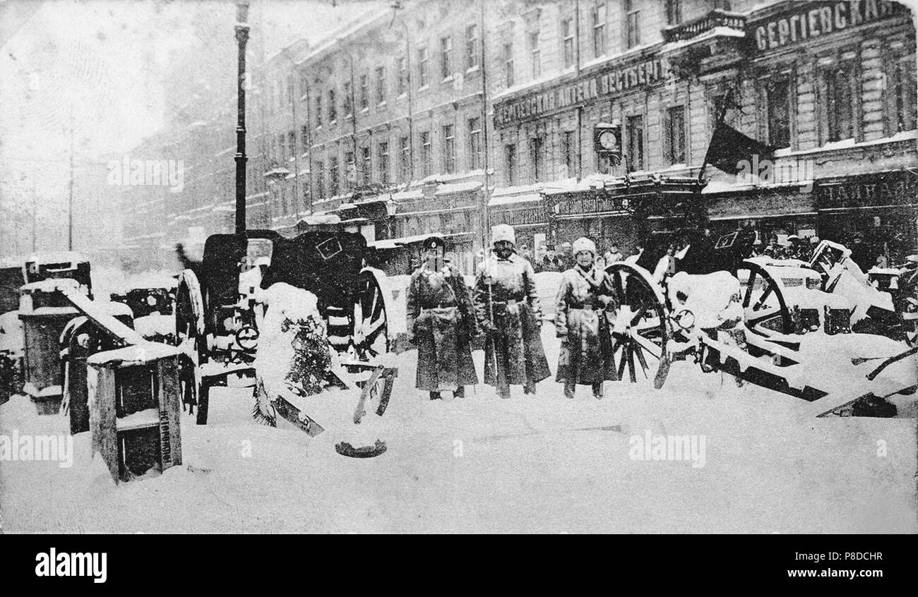 Revolutionäre barrikaden an der Liteyny Prospekt in Petrograd. Februar 27, 1917. Museum: State Museum der Revolution, Moskau. Stockfoto
