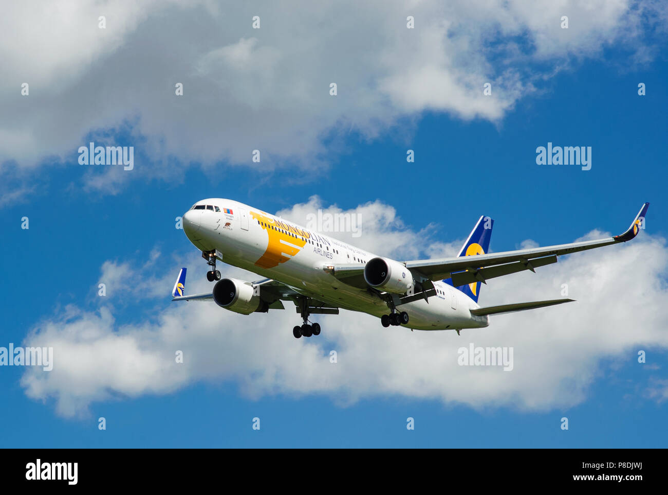 Scheremetjewo, Moskau, Russland - 28. Juni 2017: Boeing 767-300ER von miat Mongolian Airlines macht eine Landung an Sheremetyevo International Airpor Stockfoto