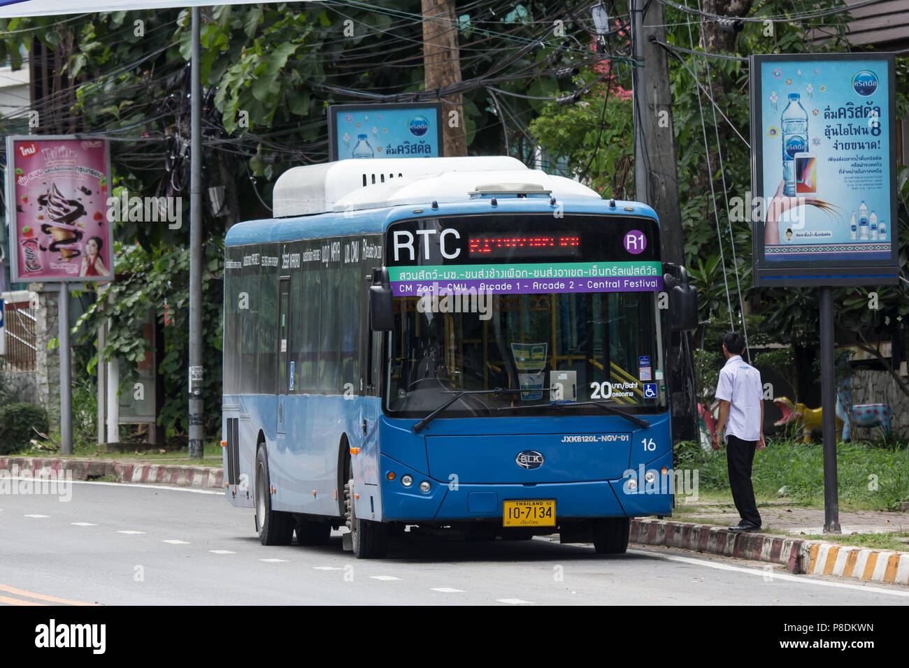 Chiangmai, Thailand - 10. Juli 2018: BLK-Bus von RTC oder Chiangmai Smart Bus. Service in der Stadt Wlan auf Bus- und Verwenden Transit Kaninchen Karte für Karte. Stockfoto