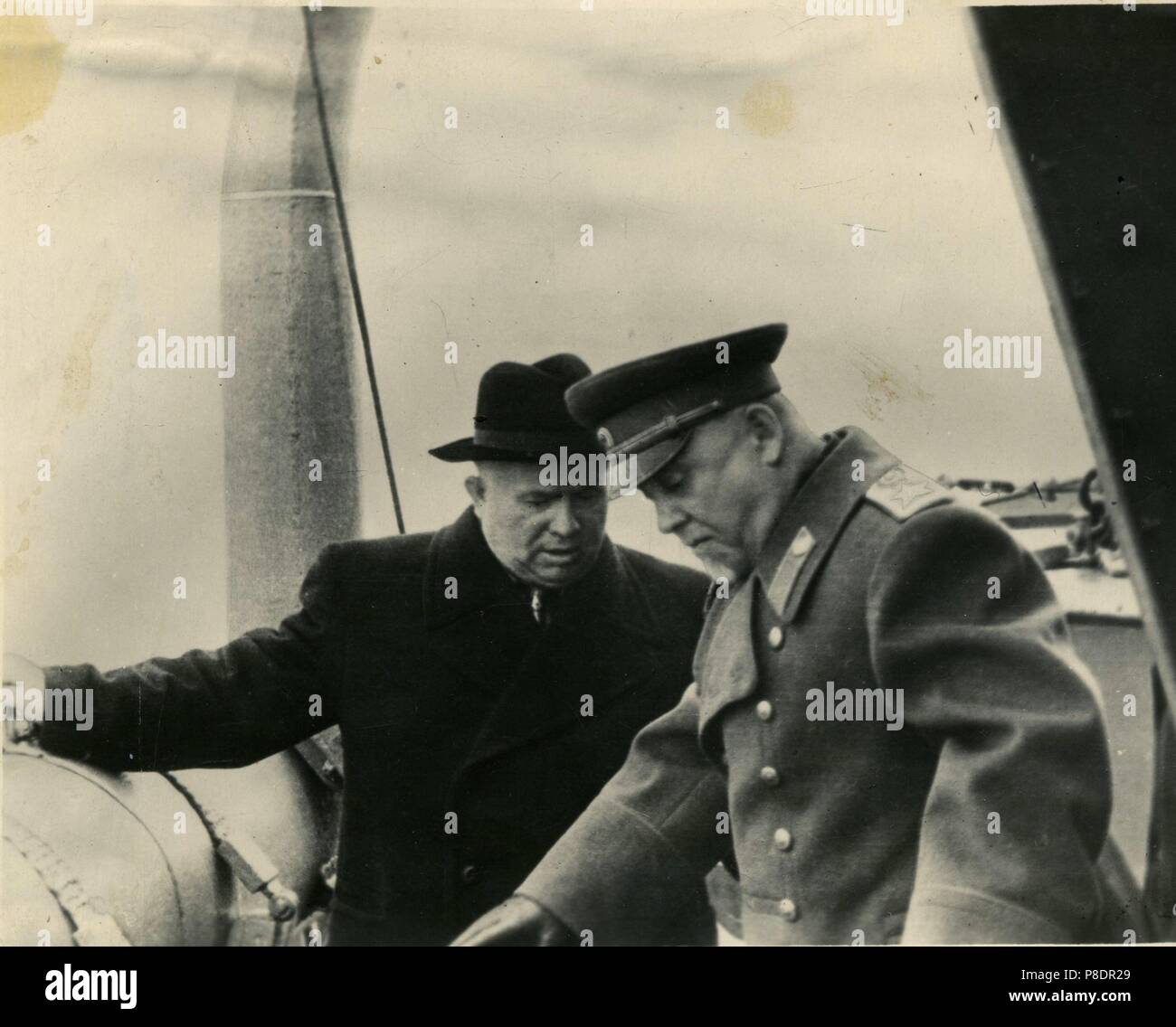 Nikita Chruschtschow und Nikolai Bulganin. Museum: private Sammlung. Stockfoto