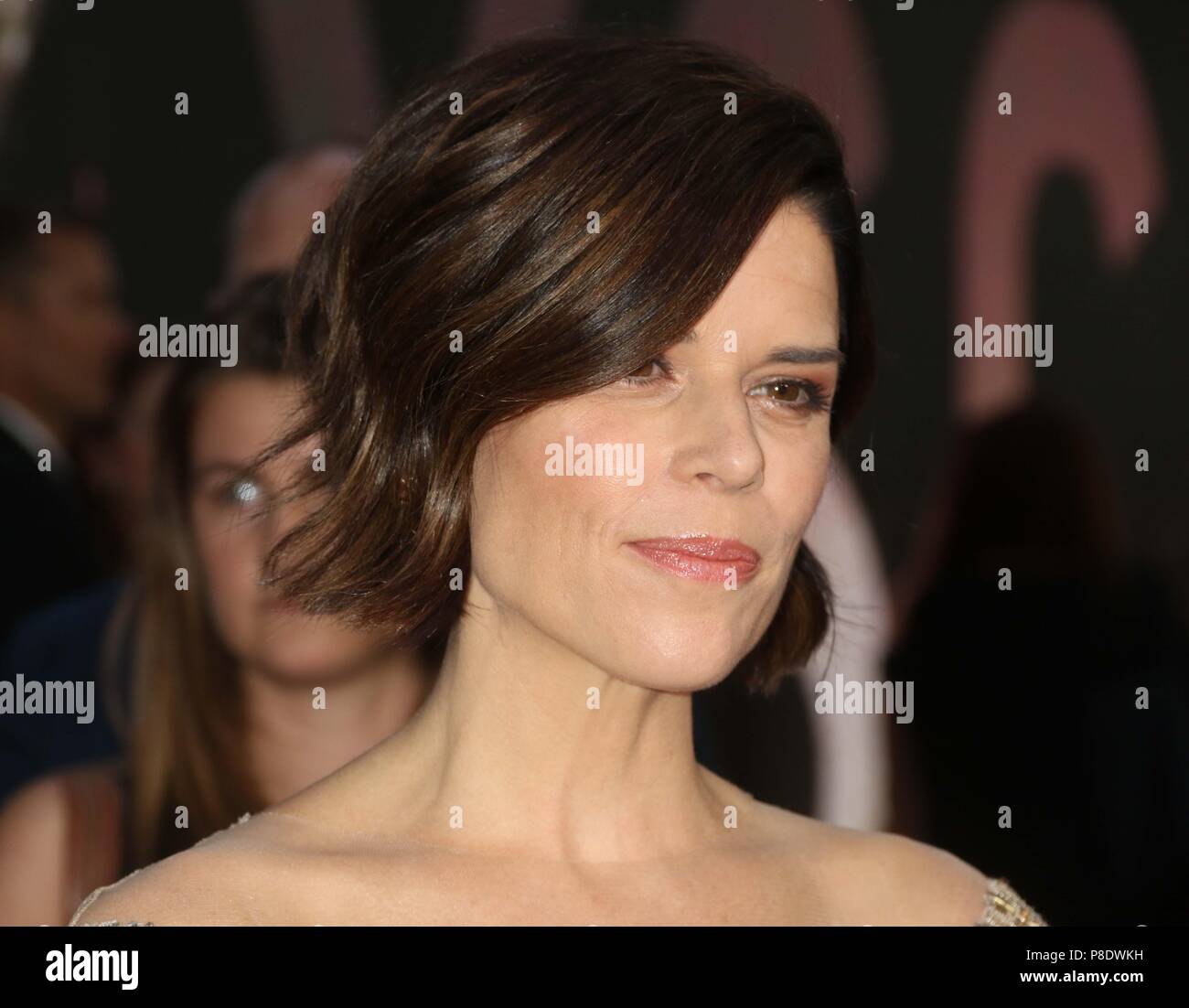Neve Campbell Skyscraper Premiere 7-10 - 2018 Foto von John Barrett/PHOTOlink.net Stockfoto