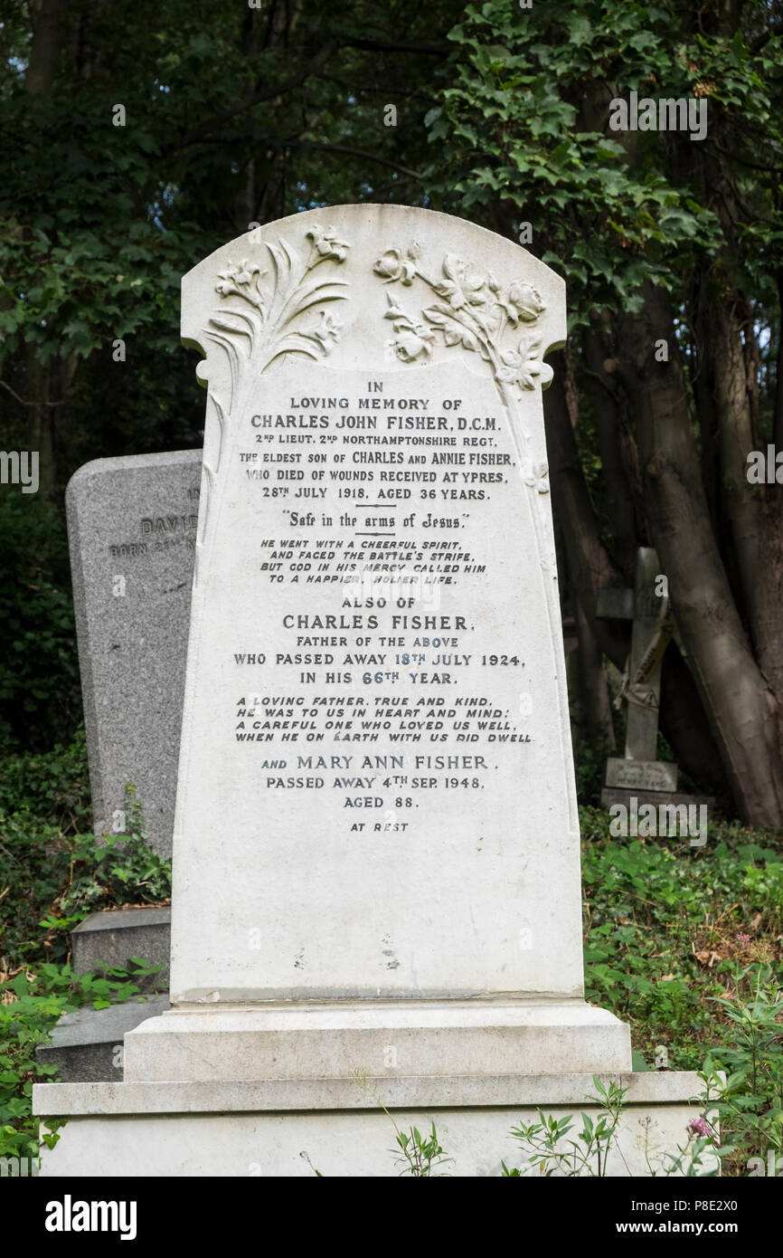 Charles Fisher Grab, Highgate Friedhof, London. Stockfoto