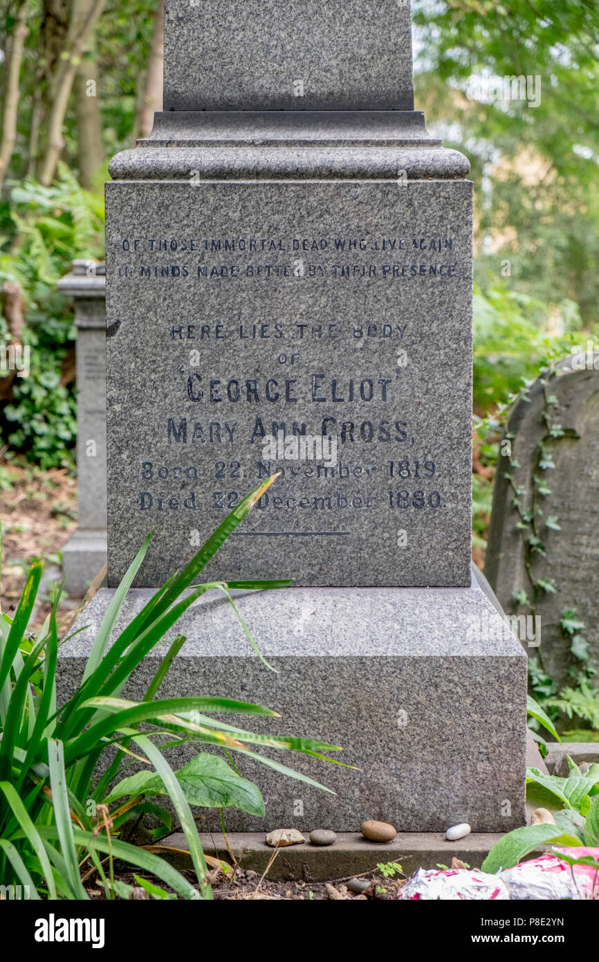 George Elliot (Mary Anne Evans) Grab, Highgate Friedhof, London. Stockfoto