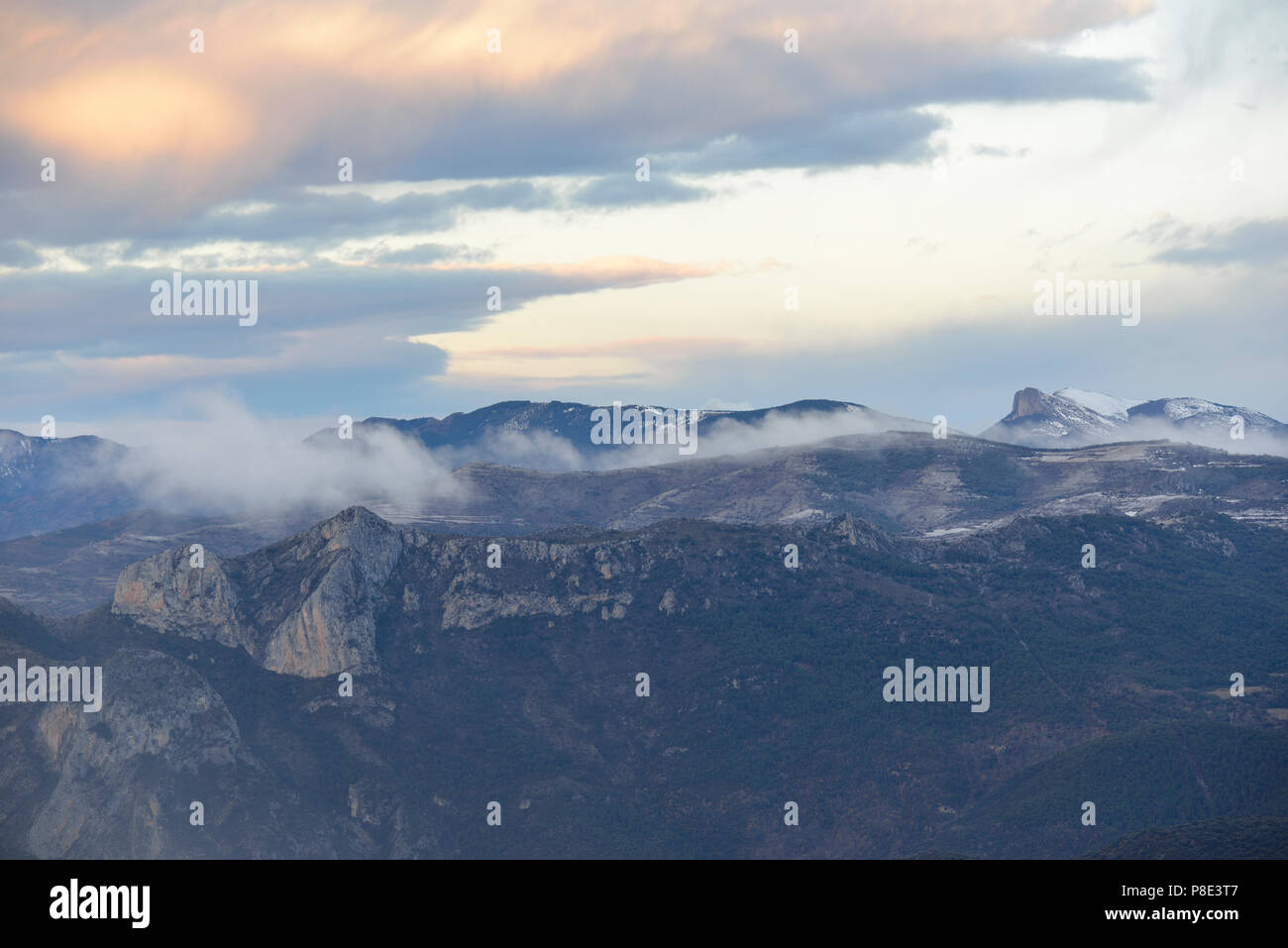 Berglandschaft in der Nähe von La Pobla de Segur, Andorra, Spanien Stockfoto