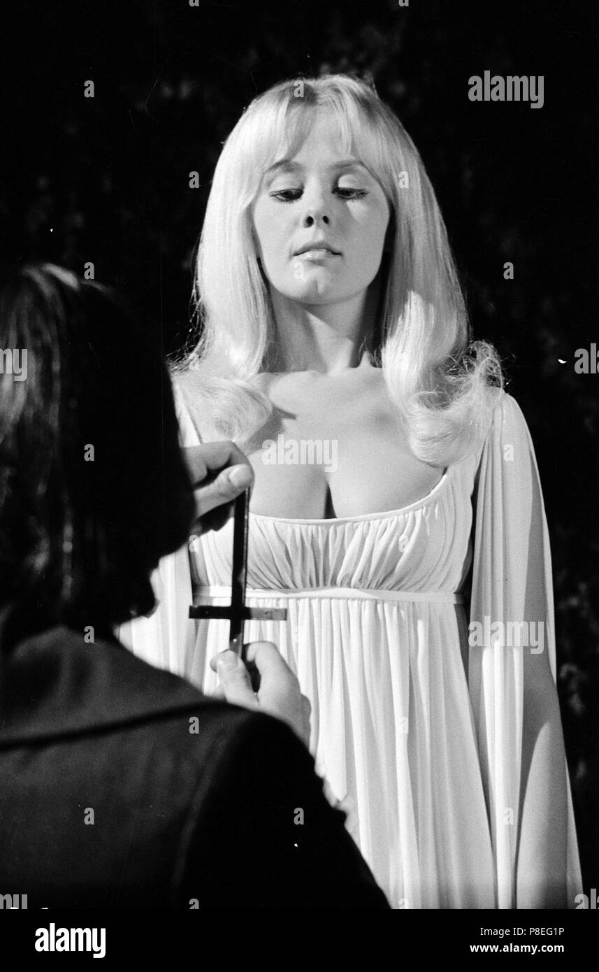 Lust für ein Vampir (1971) Yutte Stensgaard, Ralph Bates, Datum: 1971 Stockfoto