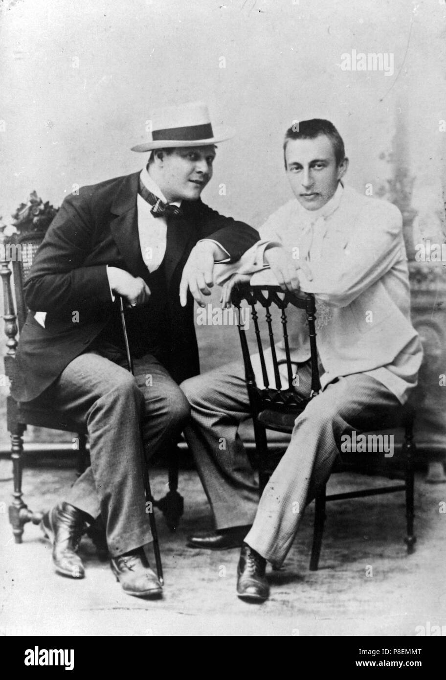 Sergei Rachmaninow und Sängers Feodor Schaljapin. Museum: Staatliche zentrale m.Glinka Museum der Musik, Moskau. Stockfoto