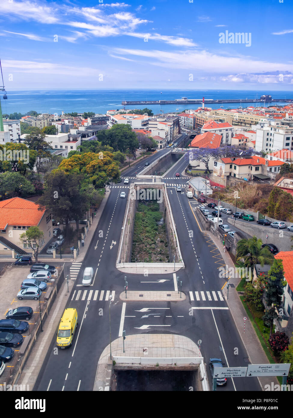 Blick auf Funchal von Cable Car nach Monte, Madeira Stockfoto