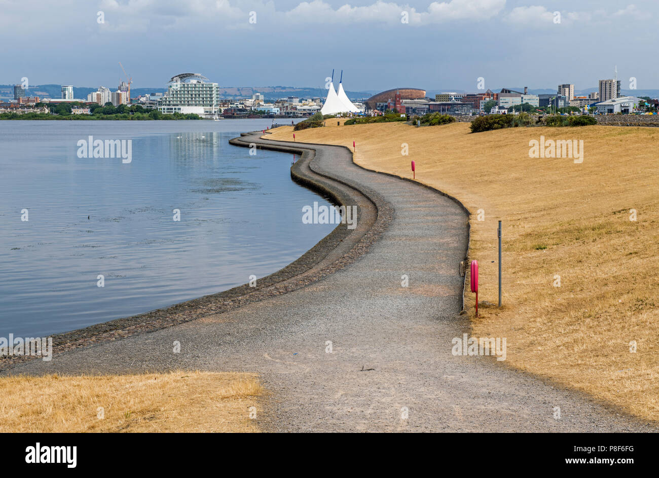 Cardiff Bay während der langen, heißen Sommer 2018 Stockfoto