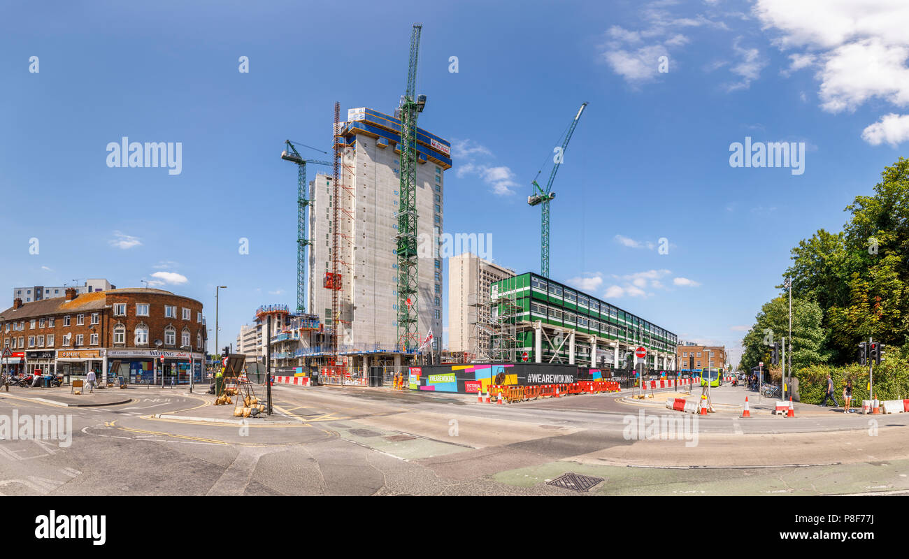 Kerne der neuen Hochhaus gemischte Verwendung Victoria Square retail Immobilien große Entwicklung Projekt im Bau in Woking, Surrey, Großbritannien Stockfoto