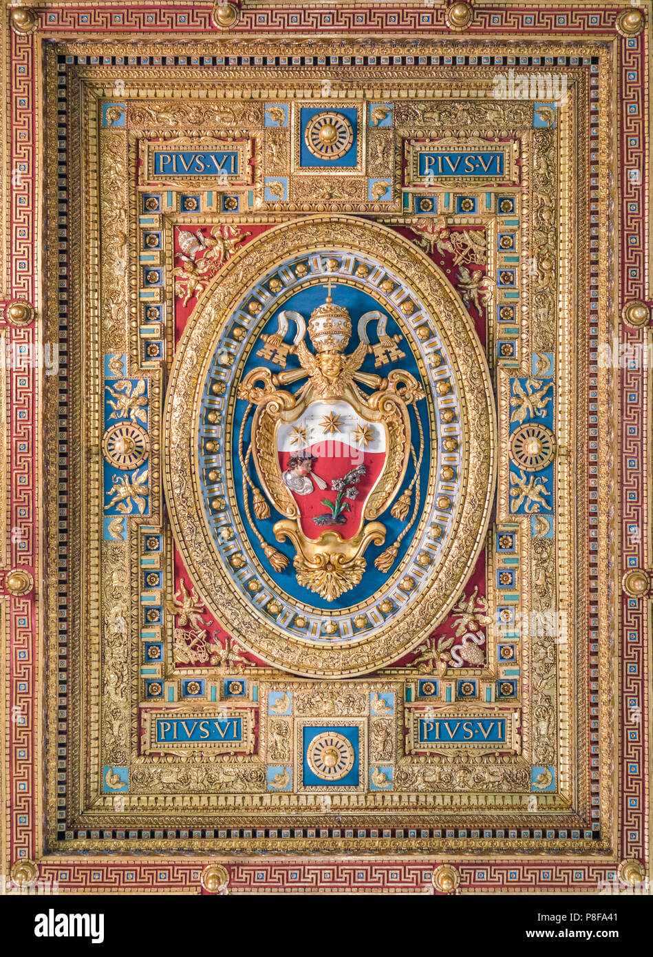 Papst Pius VI. Wappen in der Lateranbasilika in Rom. Stockfoto
