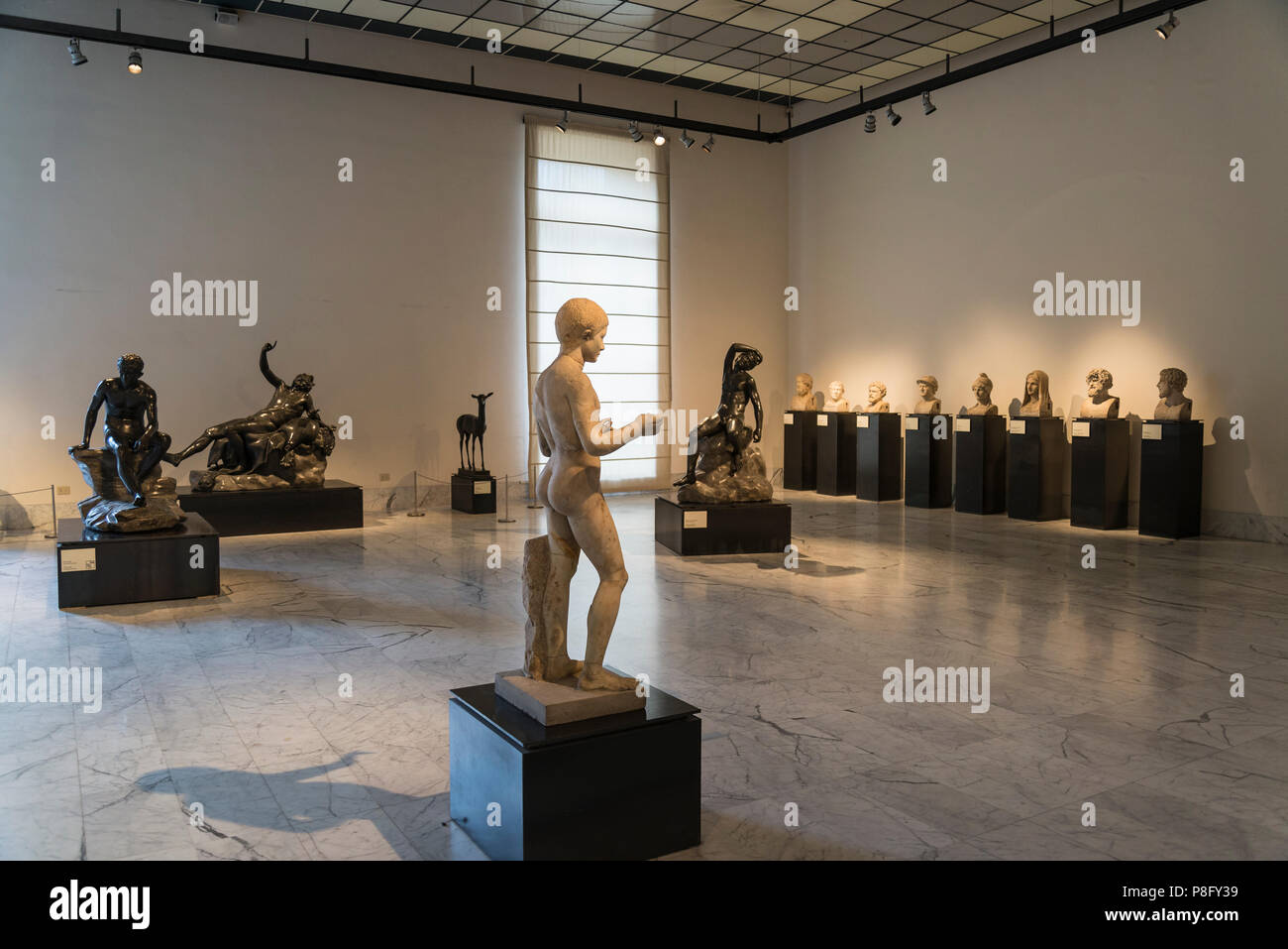 Bronze und Marmor Skulpturen aus Pompeji und Herculaneum, Archäologisches Museum, Neapel, Italien Stockfoto