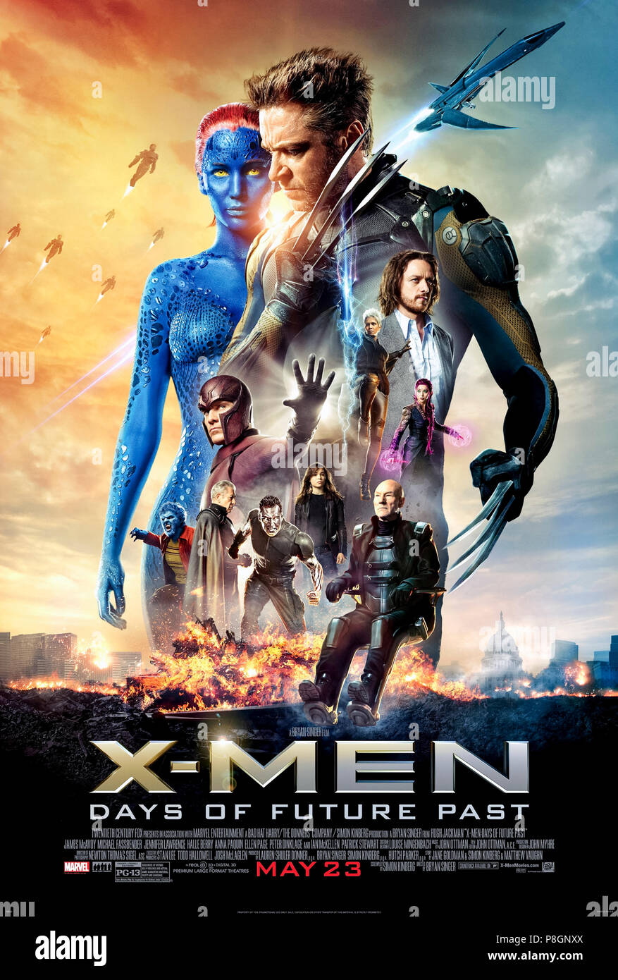 X-Men: Tage der zukünftigen Vergangenheit (2014) unter der Regie von Bryan Singer mit Patrick Stewart, Ian McKellen, Hugh Jackman und Jennifer Lawrence. Wolverine ist in der Zeit zurück geschickt, um die Zukunft in diesem cleveren Prequel zu speichern. Stockfoto