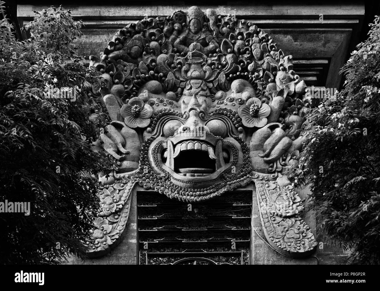 Ein Stein geschnitzt BAGONG an der HINDU-Tempel von PURA SAMUANTIGA - PETULU, BALI, Indonesien Stockfoto