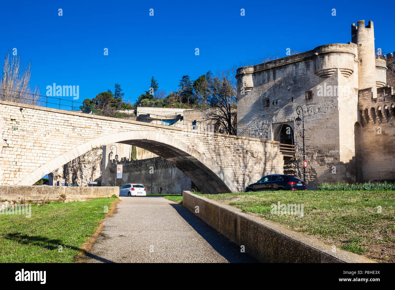 Auch die berühmte Brücke von Avignon Pont Saint-Benezet bei Avignon Frankreich Stockfoto