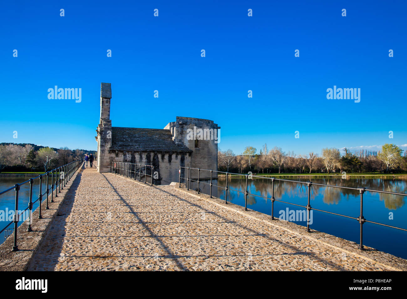 Auch die berühmte Brücke von Avignon Pont Saint-Benezet bei Avignon Frankreich Stockfoto