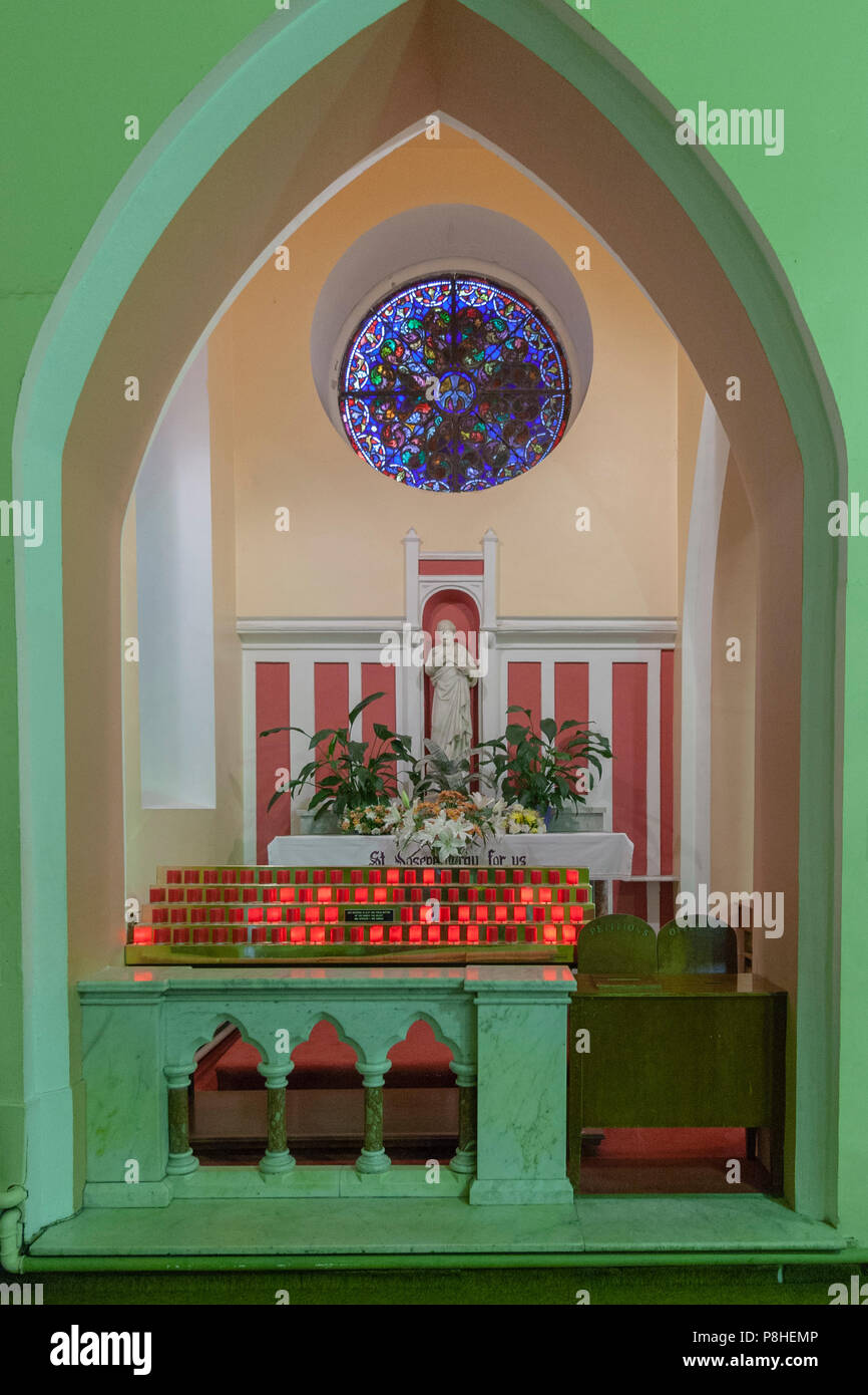 Irland - Knock-Schrein - Kirche in Knock, Sehort der Jungfrau von Knock - Wallfahrtsort Stockfoto