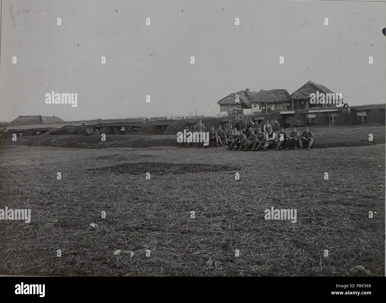 567 Unterkünfte der Bataillonsreserven I-84 in Ptycze von der BildID Ikwa (15442475) Stockfoto