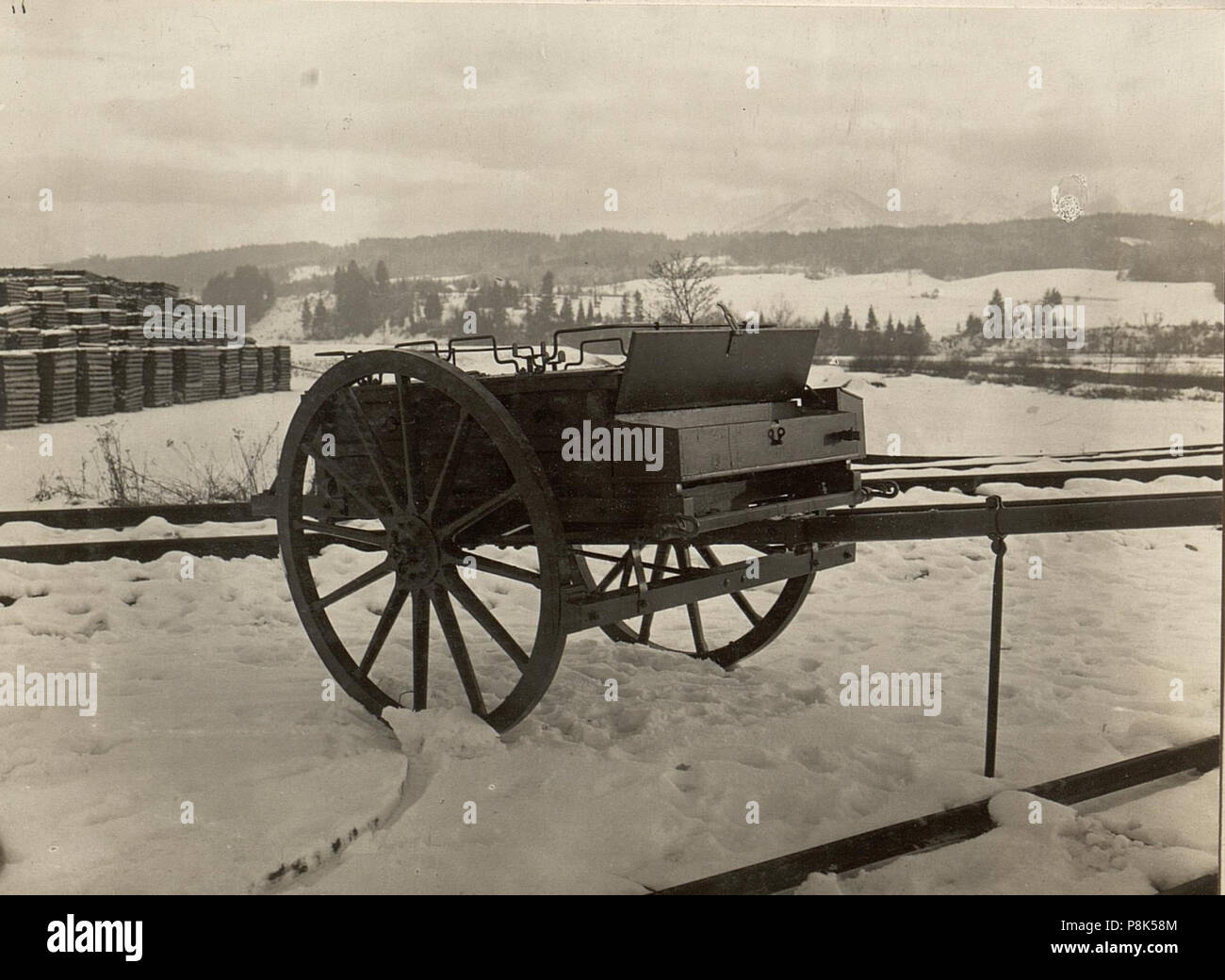 . 9 15 cm 14 Projektionsmunitionswagen M... (BildID) 15470272 Stockfoto