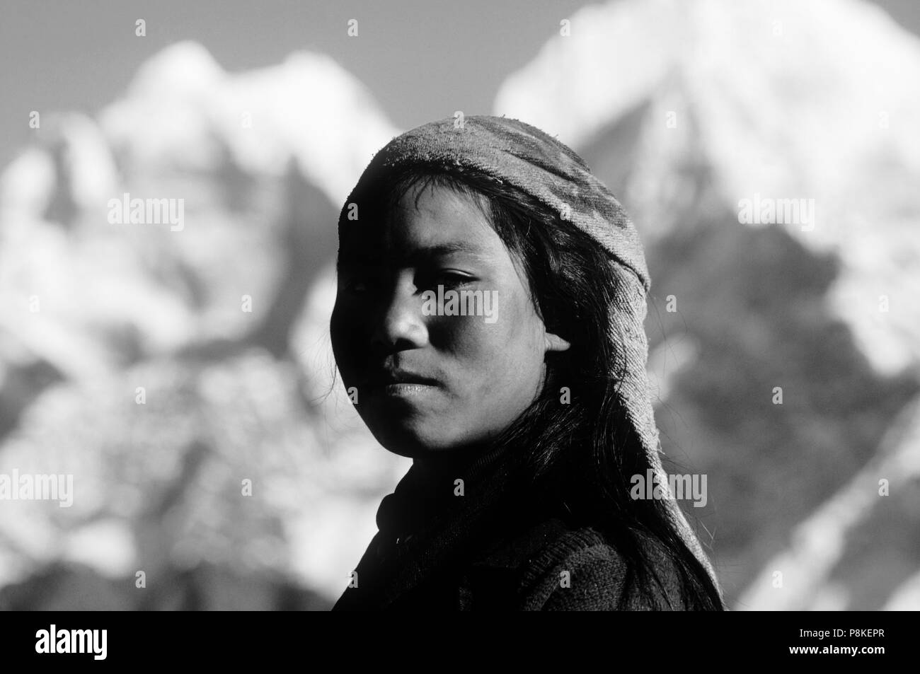 Eine sherpani in dem Dorf Thame - Khumbu Region Stockfoto