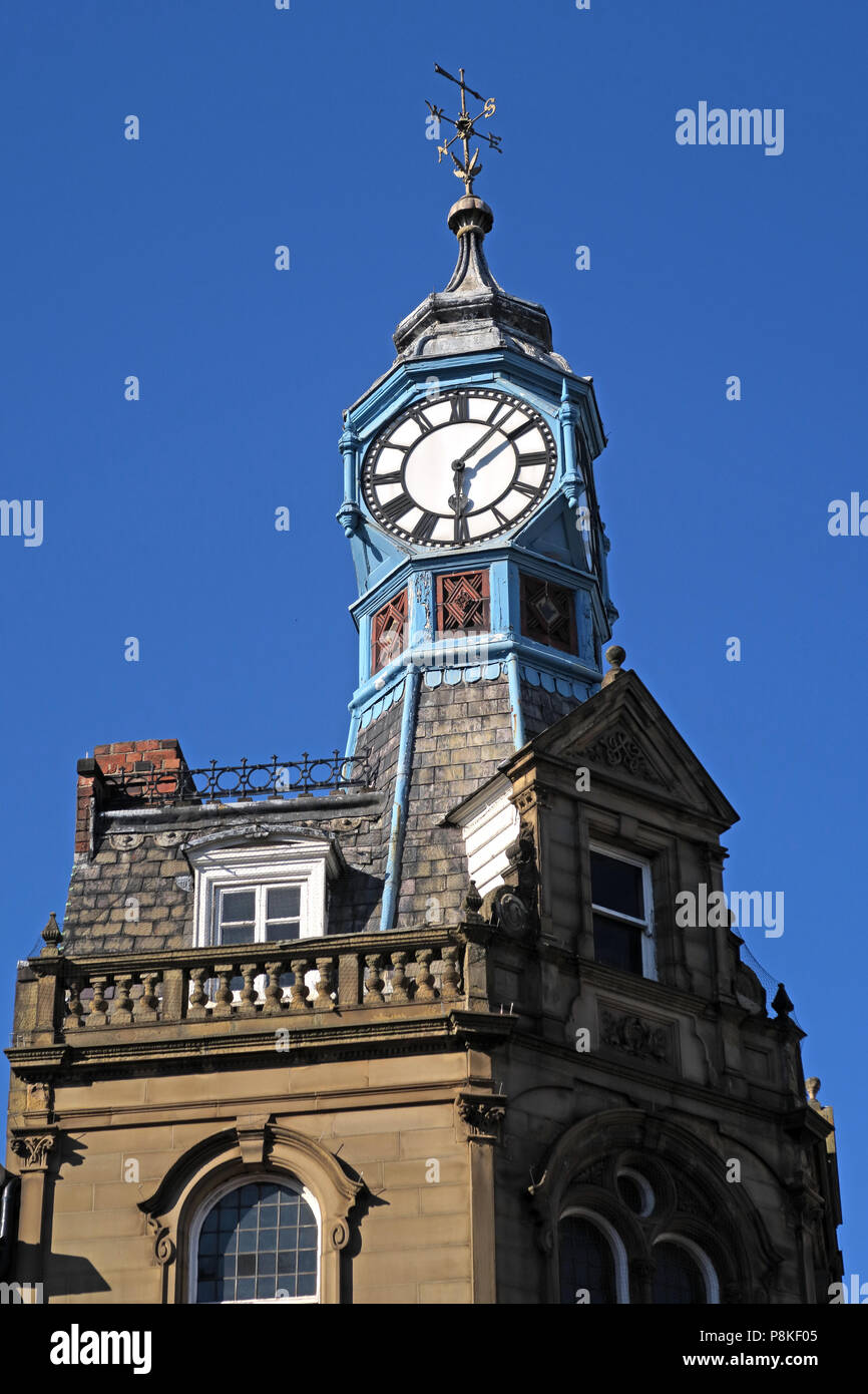 Uhr an der Ecke Frenchgate und Baxtergate, Einkaufszentrum, Doncaster, South Yorkshire, England, UK-Uhr Ecke Stockfoto