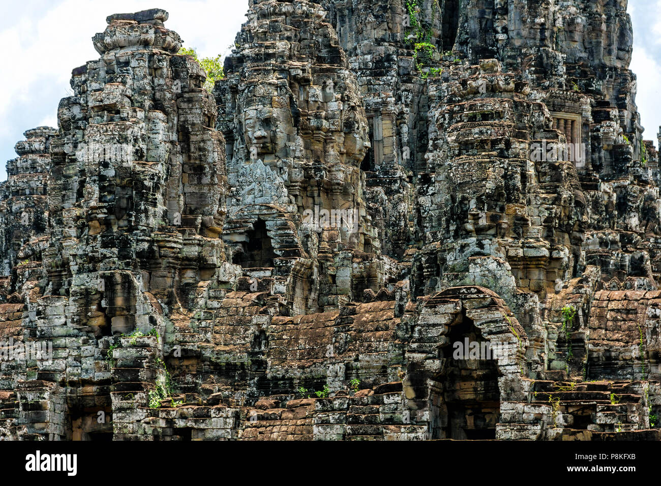 Die berühmten Roten Khmer Tempel von Angkor Tom in Kambodscha. Stockfoto