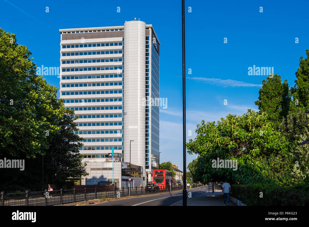 Chiswick Tower, 389 Chiswick High Road, London, England, Großbritannien Stockfoto