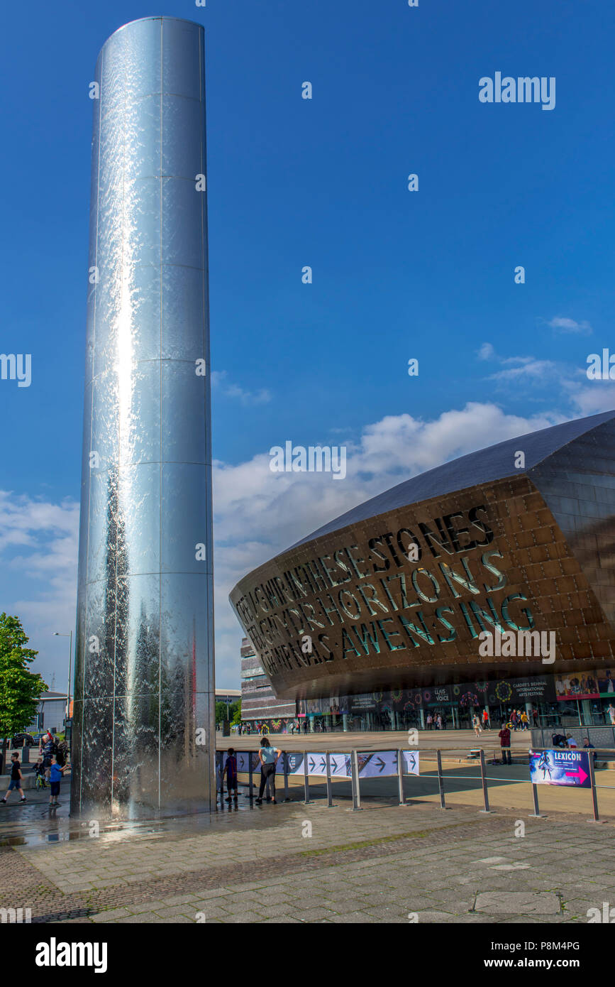 Wales Millennium Centre, Architekt Percy Thomas, Cardiff, South Glamorgan, Wales, Vereinigtes Königreich Stockfoto