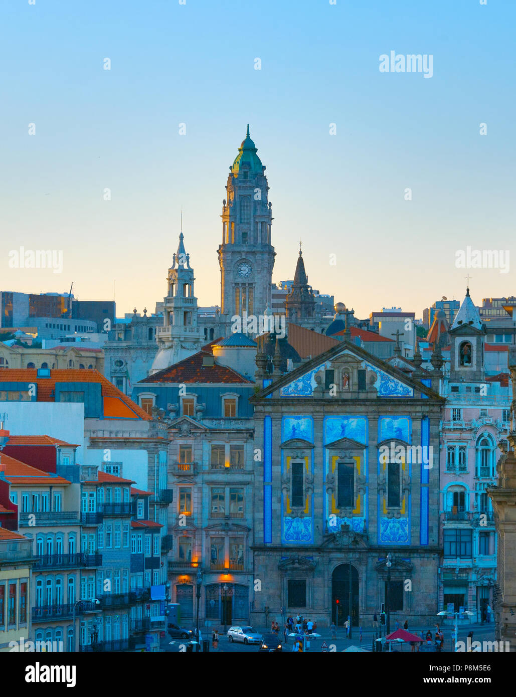 Blick auf Porto Altstadt mit Porto Halle. Portugal Stockfoto