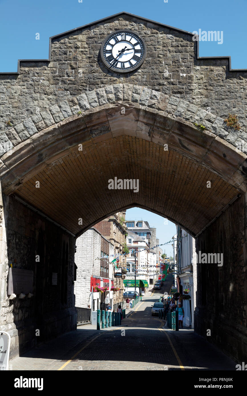 Eastgate, Caernarfon, Gwynedd, Wales Stockfoto