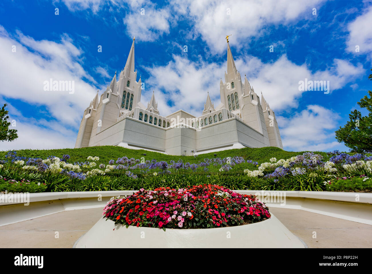 San Diego, 29.Juni: Außenansicht des wunderschönen San Diego Kalifornien Tempel am 29.Juni 2018 in San Diego, Kalifornien Stockfoto