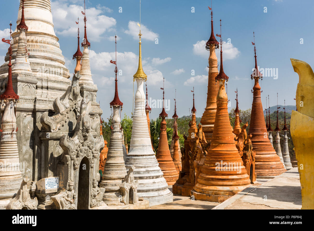 Stupas des Shwe Inn dein Pagode, Myanmar (Birma) Stockfoto