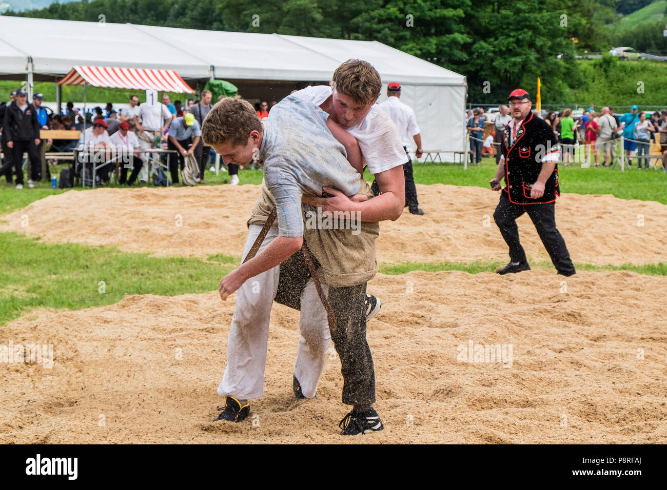 Schweiz, Tessin, Gudo, Schweizer wrestling Stockfoto